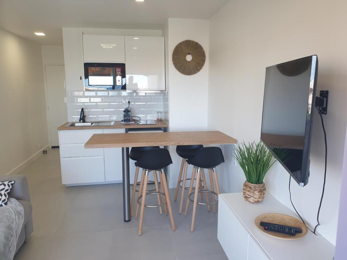 Studio Carnon Bord De Plage Climatise Exterior photo